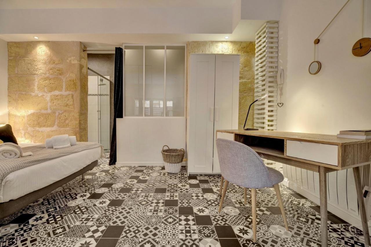 L'Atelier D'Auguste - Terrasse En Plein Coeur De Bordeaux Apartment Luaran gambar